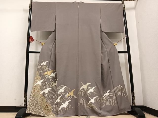 平和屋着物●豪華色留袖　駒刺繍　立波群れ鶴草花文　金彩　正絹　逸品　AABC9823ph