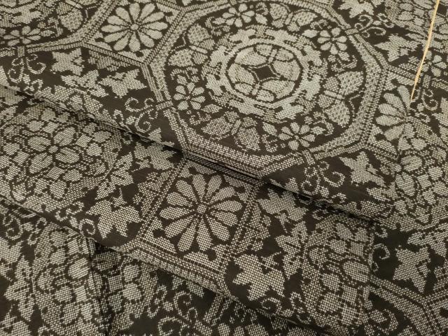 平和屋着物●本場大島紬　カタス9マルキ　蜀江花蝶文　正絹　逸品　AABD0893ck