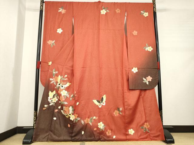平和屋着物●豪華振袖　花蝶文　暈し染め　金彩　金銀通し地　正絹　逸品　AABD0948ck
