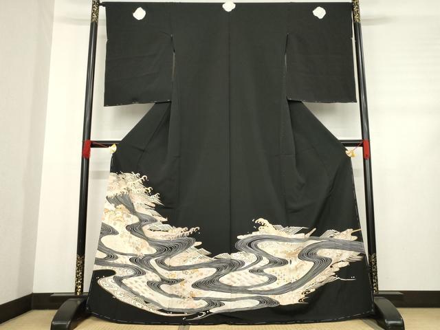 平和屋着物●豪華黒留袖　友禅　刺繍　流水花文　金彩　浜ちりめん　仮絵羽　正絹　逸品　未使用　AABD1615ck