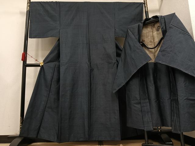 平和屋着物●男性　本場村山大島紬　アンサンブル　亀甲絣　正絹　逸品　AABD3441ph