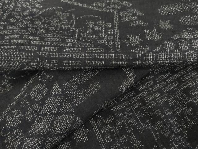 平和屋着物●本場結城紬　重要無形文化財　100亀甲　吉祥風景花文　黒地　正絹　逸品　AABD4934cs