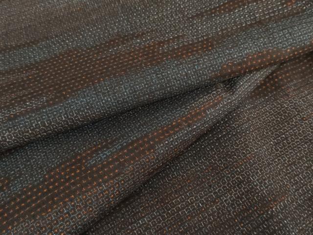 平和屋着物●本場結城紬　重要無形文化財　100亀甲　霞文　伊勢丹扱い　反端付き　正絹　逸品　未使用　AABD4935cs