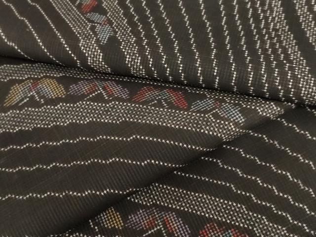 平和屋着物●本場大島紬　泥染め　一元7マルキ　舞蝶文　正絹　逸品　AABD4948cs