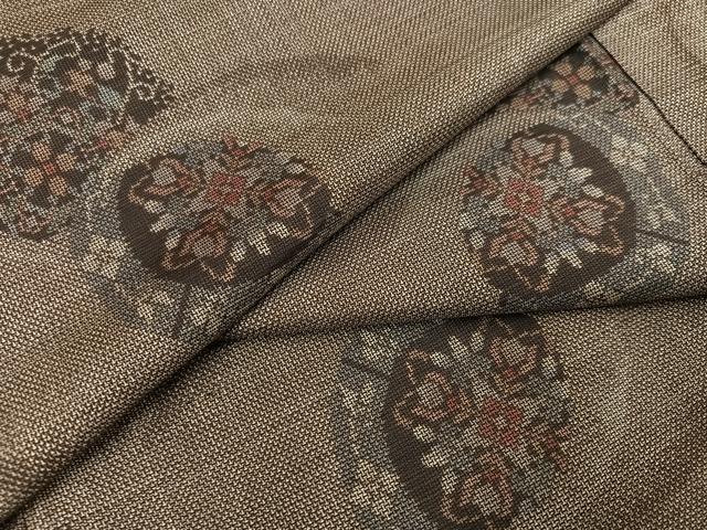 平和屋着物●本場大島紬　カタス9マルキ　花唐草文　正絹　逸品　AABD6529ph