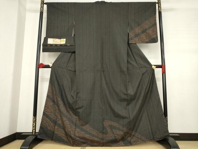 平和屋着物●本場大島紬　染大島　訪問着　流水文　黒地　上村絹織物謹製　証紙付き　正絹　逸品　AABD6702ck