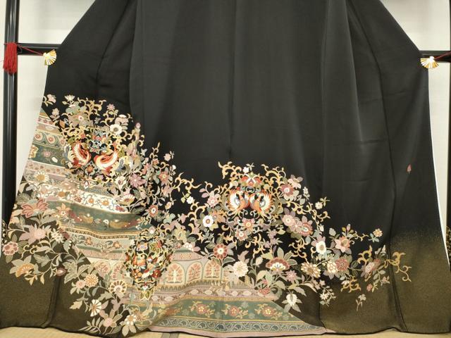 平和屋着物○豪華黒留袖 作家物 駒刺繍 向かい鳥更紗花文 金糸 正絹 