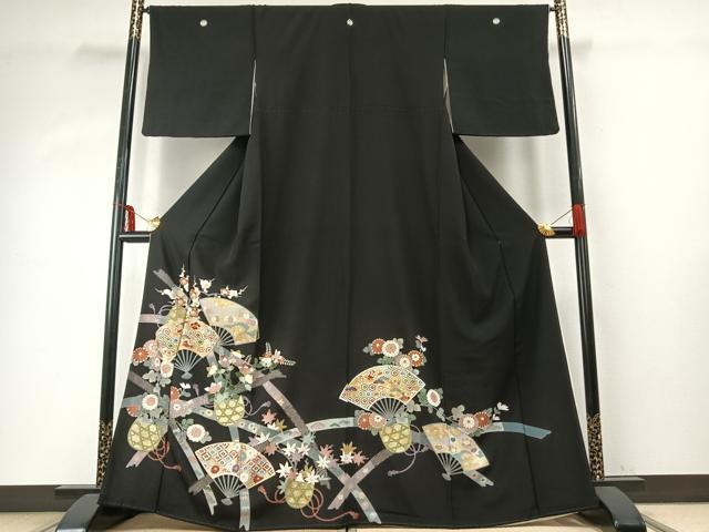 平和屋着物●豪華黒留袖　友禅　駒刺繍　扇面花文　黒地　金銀彩　AABD8640fy