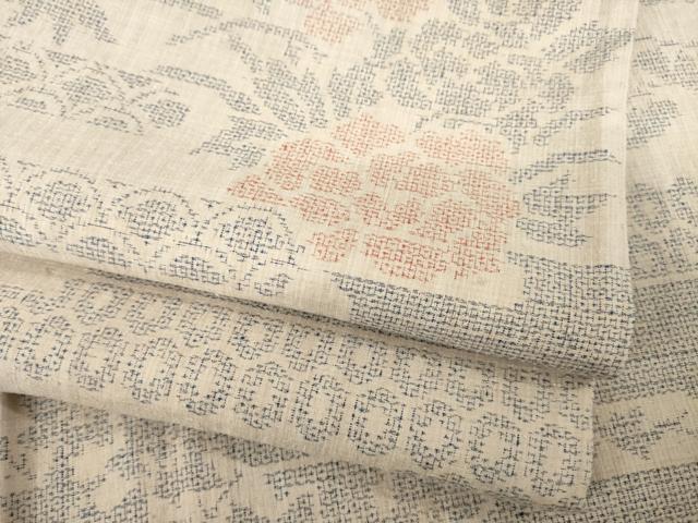 平和屋着物●本場結城紬　重要無形文化財　100亀甲　エ霞花文　正絹　逸品　AABD9359ck