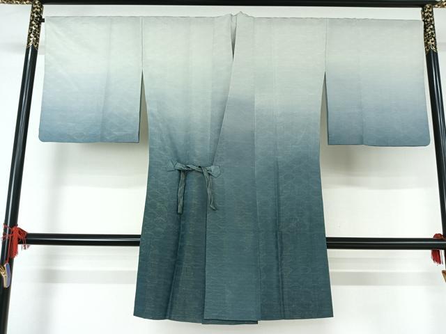 平和屋着物▽道中着　スリーシーズン　春夏秋　塵除け　霞文　暈し染め　金通し地　正絹　逸品　AABD9468jh