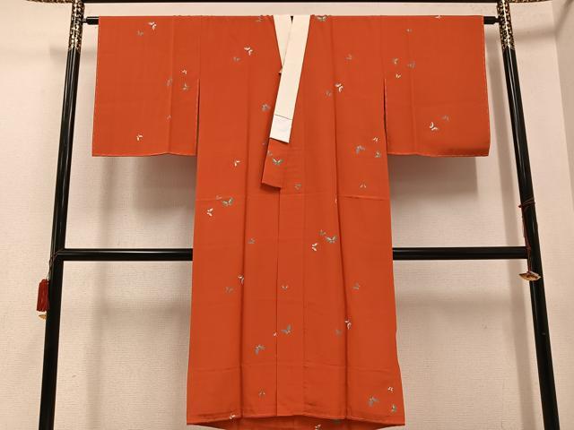 平和屋着物●長襦袢　無双仕立て　舞蝶文　金彩　正絹　逸品　AABD9840ph