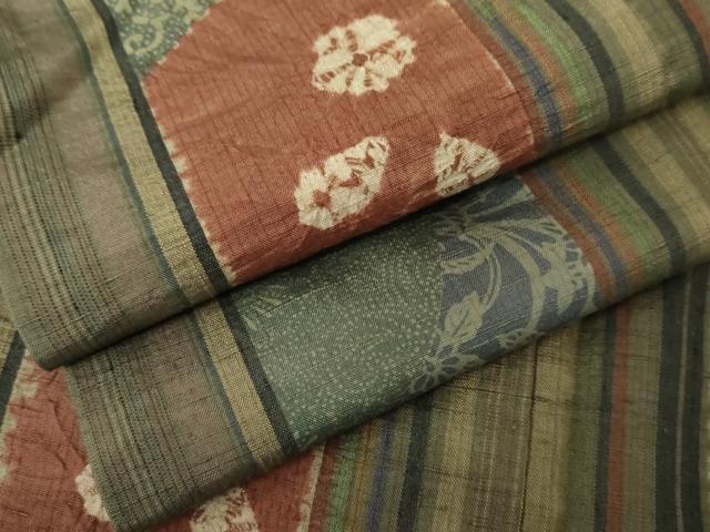 平和屋着物●伝統工芸士　七代目　吉澤与市　紬　絞り　花唐草間道　正絹　逸品　AABD9962cs