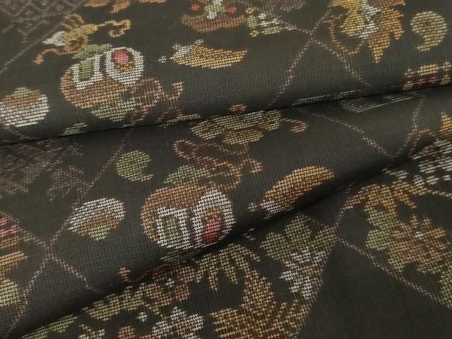 平和屋着物●本場大島紬　カタス9マルキ　吉祥草花菱文　黒地　正絹　逸品　未使用　AABD9998cs