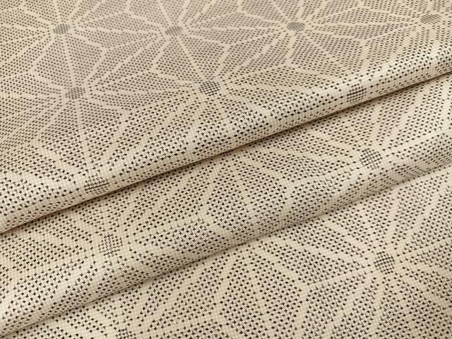 平和屋着物●本場大島紬　白大島　一元7マルキ　麻の葉文様　正絹　逸品　AABE1224ph