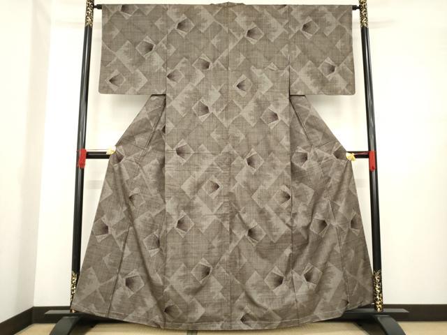 平和屋着物●本場大島紬　一元7マルキ　幾何学文様　三越扱い　正絹　逸品　AABE2015ck