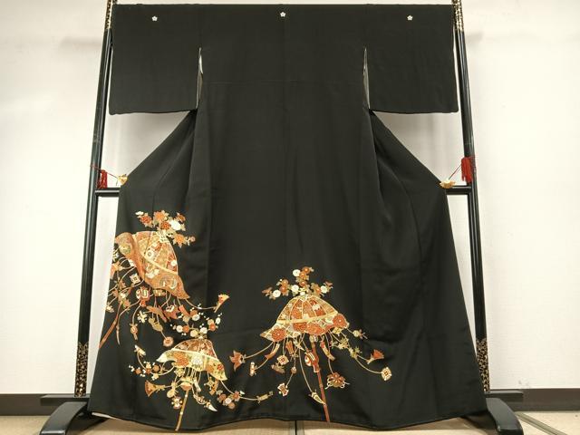 平和屋着物●創業460年・千總　黒留袖　駒刺繍　つるし飾り吉祥文　金糸　金彩　三越扱い　正絹　逸品　AABE5809fy