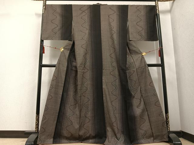 平和屋着物●本場大島紬　カタス7マルキ　間道　正絹　逸品　未使用　AABE5864ph