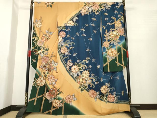 平和屋着物●豪華振袖　駒刺繍　舞花文　暈し染め　金彩　正絹　逸品　AABE6790ck