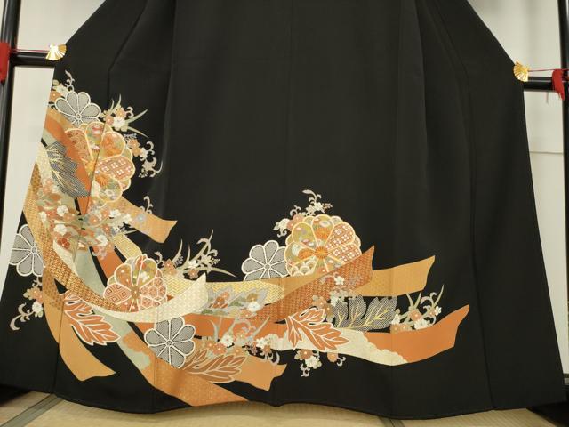 平和屋着物●創業460年・千總　黒留袖　駒刺繍　蔓帯花文　金彩　伊勢丹扱い　正絹　逸品　AABE7791ck_2