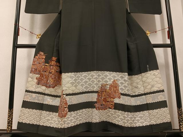 平和屋着物○豪華黒留袖 蘇州刺繍 南蛮船 花唐草青海波 正絹 逸品