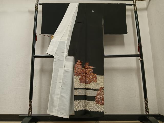 平和屋着物●豪華黒留袖　蘇州刺繍　南蛮船　花唐草青海波　正絹　逸品　AABE8894ph 平和屋着物○豪華黒留袖 蘇州刺繍 南蛮船 花唐草青海波 正絹 逸品