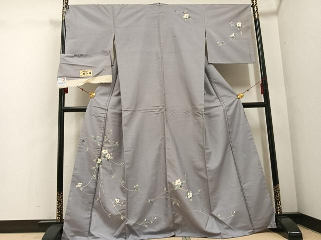 平和屋着物●訪問着　白山紬地　友禅　作家物　枝花文　銀座おゝぎ屋扱い　正絹　逸品　AABE8929ph