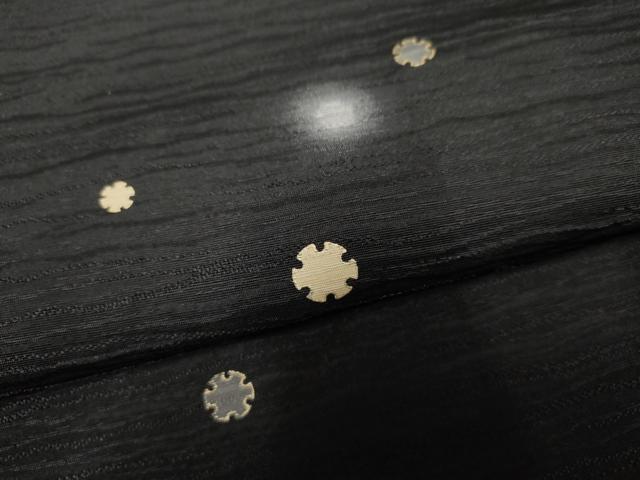 平和屋着物●上質な小紋　ほたる暈し　雪輪文　黒地　金彩　正絹　逸品　AABF1047cs_4