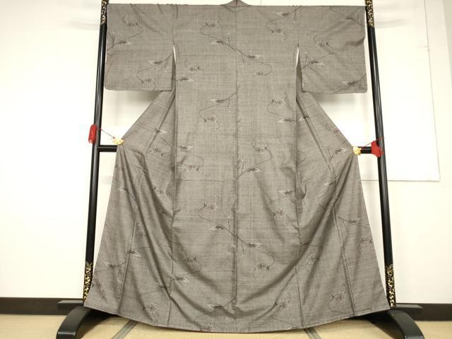 平和屋着物●本場大島紬　カタス9マルキ　草花文　正絹　逸品　AABF3947ck_1