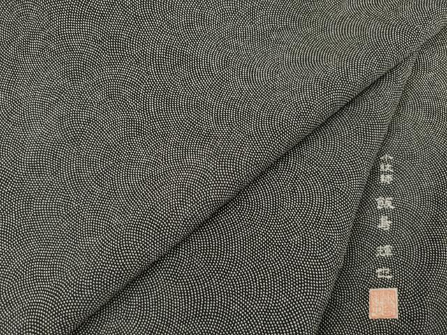 平和屋着物●小紋師　飯島輝也　江戸小紋　鮫小紋柄　黒地　正絹　逸品　AABF3952ck