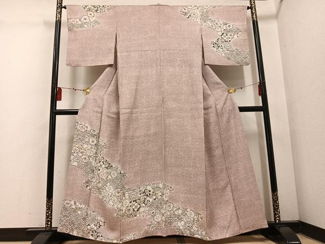 平和屋着物○国指定重要無形文化財 本場久米島紬 手織 琉球絣文様 正絹