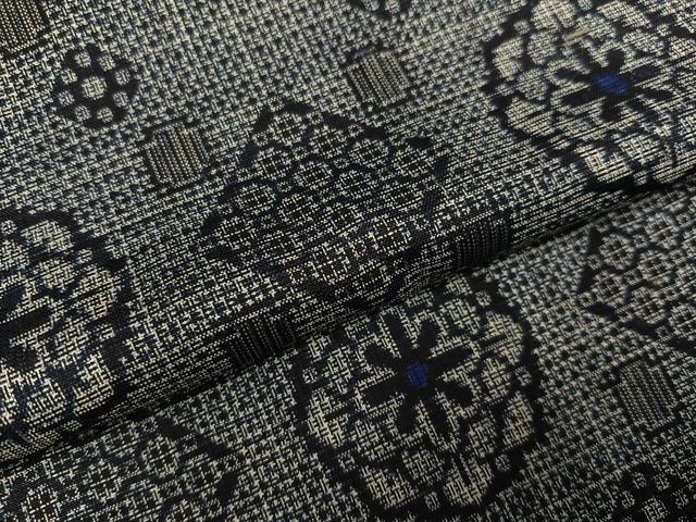 平和屋着物●本場大島紬　割込み絣　舞花文　正絹　逸品　AABF6103ph_4