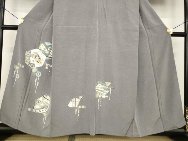 平和屋着物●訪問着　駒刺繍　幾何学文様　鳥　魚　金彩　正絹　逸品　AABF9040ck 楽天市場】平和屋着物○銀座きしや 訪問着 駒刺繍 吉祥花文 金彩 正絹