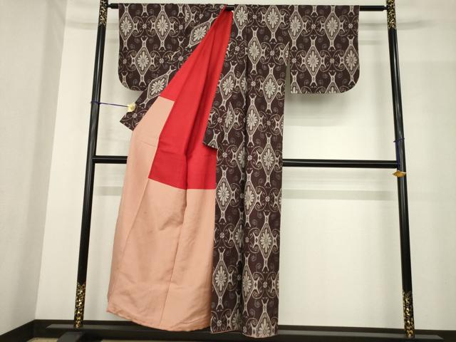 平和屋着物●本場大島紬　割込絣　花菱文　正絹　逸品　AABF9673ck_2