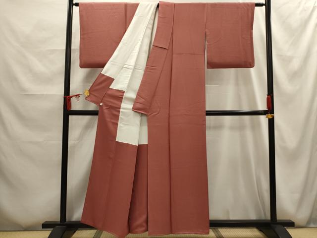 平和屋着物□上質な色無地 紋意匠 蘇芳香色 正絹 逸品 AABG1127sx