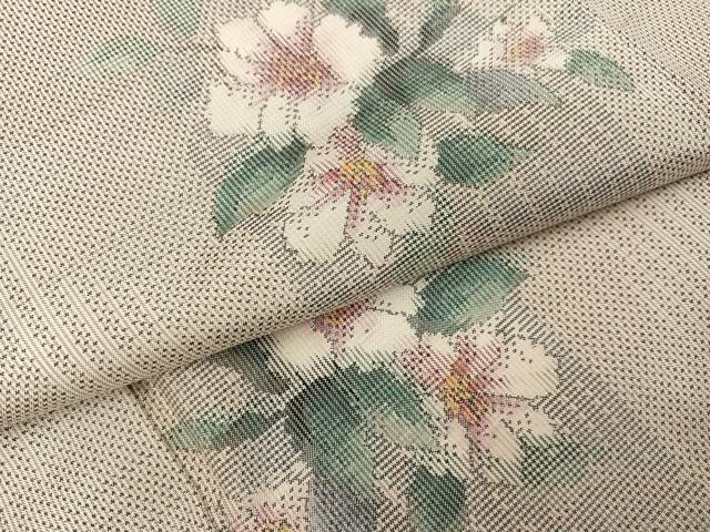 平和屋着物●都喜ヱ門　本場大島紬　白大島　一元7マルキ　総絣　草花文　藤絹織物謹製　正絹　逸品　AABH5345ph 平和屋着物○都喜ヱ門 本場大島紬 白大島 一元7マルキ 総絣 草花文 藤