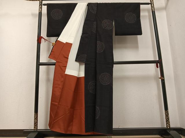 平和屋着物●本場結城紬　重要無形文化財　80亀甲　舞花文　証紙付き　正絹　逸品　AABG3438ph_2