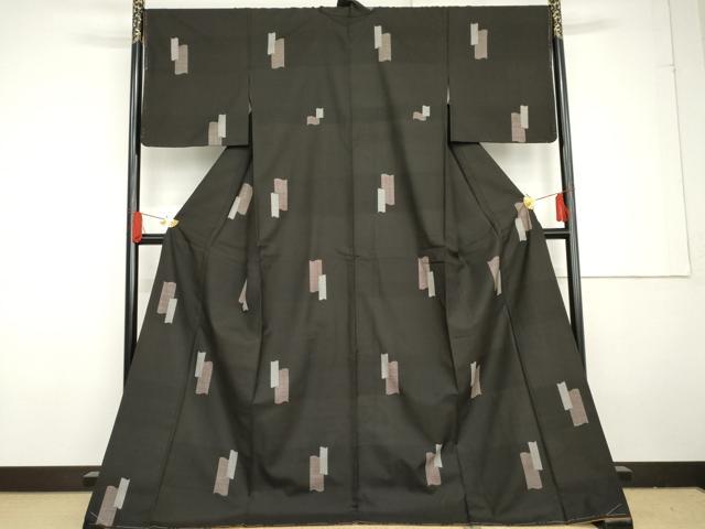 平和屋着物●本場大島紬　地空き　カタス9マルキ　色紙重ね文　黒地　ロング丈　正絹　逸品　未使用　AABG3574cs
