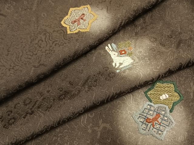 平和屋着物●訪問着　竹屋町刺繍　兎　枝梅文　蛍暈し　金糸　正絹　逸品　AABG4442fy_6