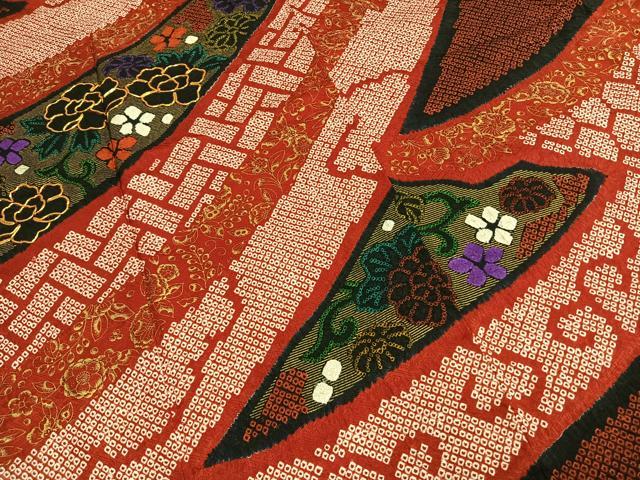 平和屋着物●豪華振袖　駒刺繍　絞り　草花文　金彩　正絹　逸品　AABG4745fy_3