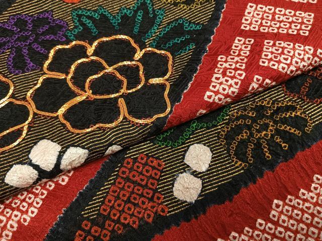 平和屋着物●豪華振袖　駒刺繍　絞り　草花文　金彩　正絹　逸品　AABG4745fy_4