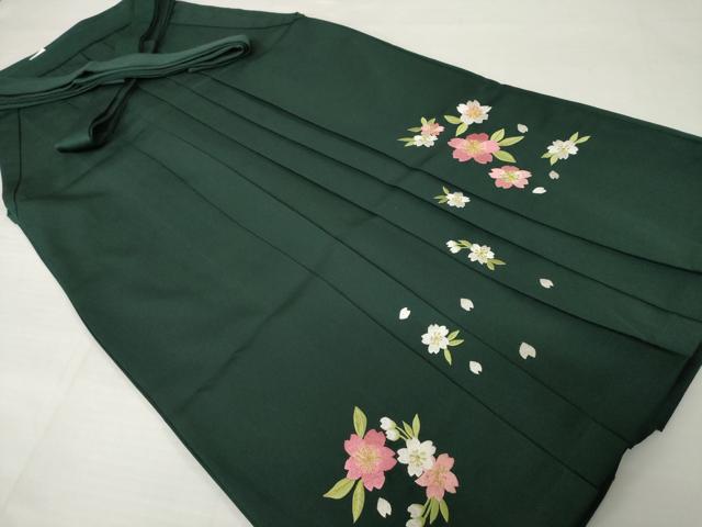 平和屋着物●女性　行灯袴　総刺繍　舞桜文　黒緑色　金糸　逸品　AABG5233ck