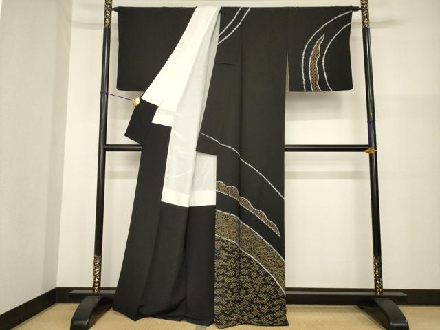 平和屋着物●訪問着　作家物　絞り　流水花文　黒地　金彩　正絹　逸品　AABG5251ck 平和屋着物○訪問着 作家物 絞り 流水花文 黒地 金彩 正絹 逸品