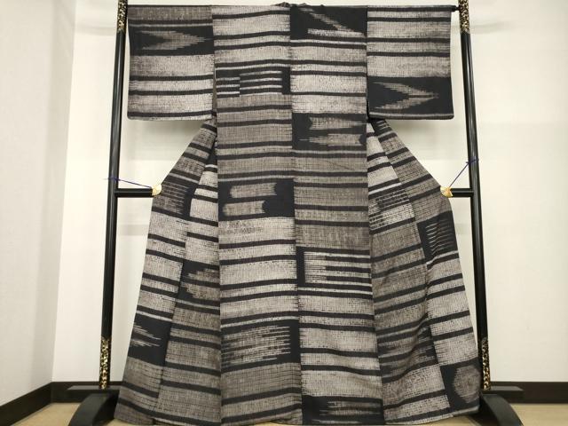 平和屋着物●上質な小紋　お召地　総絞り　横段霞文　黒地　松坂屋扱い　正絹　逸品　AABG5271ck