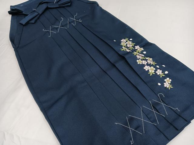 平和屋着物●女性　行灯袴　舞桜文　洗える着物　未使用　AABG5726ph