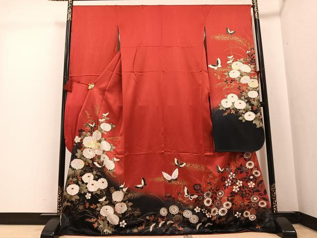 平和屋着物●豪華振袖　駒刺繍　花蝶文　暈し染め　金彩　正絹　逸品　AABG5760ph