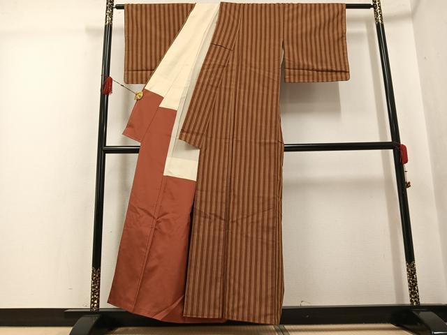 平和屋着物●本場黄八丈　綾織　足高貴　間道　正絹　逸品　AABG5764ph_2