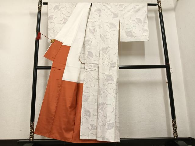 平和屋着物●本場大島紬　白大島　花唐草文　証紙付き　正絹　逸品　AABG5780ph 平和屋着物○本場大島紬 白大島 花唐草文 証紙付き 正絹 逸品