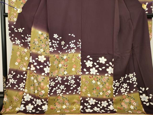 平和屋着物●豪華振袖　駒刺繍　市松花蝶文　暈し染め　金彩　ロング丈　正絹　逸品　AABG5812ck 平和屋着物○豪華振袖 駒刺繍 市松花蝶文 暈し染め 金彩 ロング丈 正絹