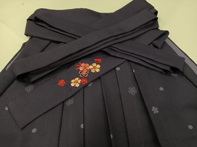 平和屋着物●世界的ファッションデザイナー　山本寛斎　kansaiブランド　女性　行灯袴　刺繍　舞桜文　洗える着物　AABG7288ph_2