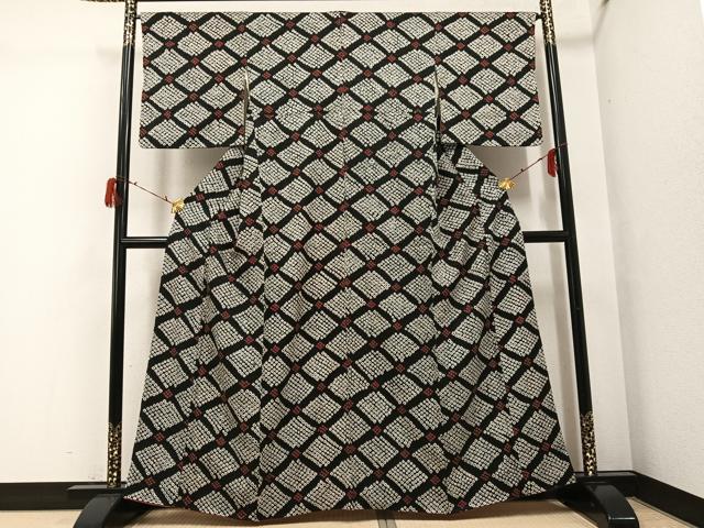 平和屋着物○上質な小紋 絞り 菱文 黒地 正絹 逸品 AABG7558phの通販は